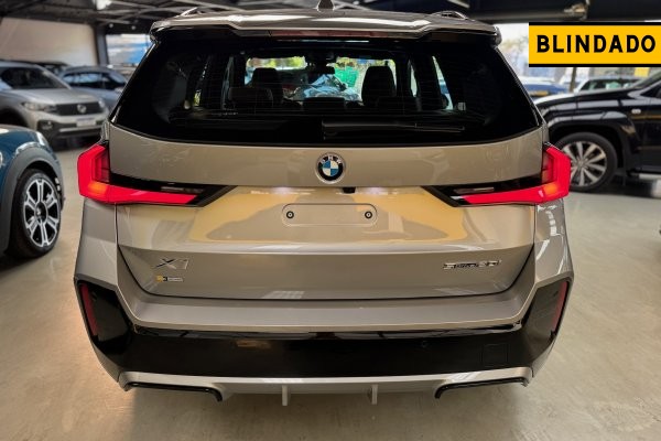 BMW X1 2.0 16V TURBO GASOLINA SDRIVE20I M SPORT STEPTRONIC 2025/2026